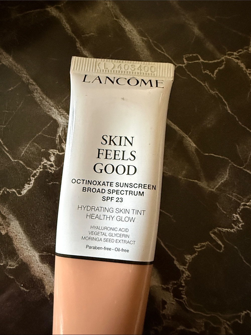 Skin Feels Good Hydrating Skin Tint — Peach Shade